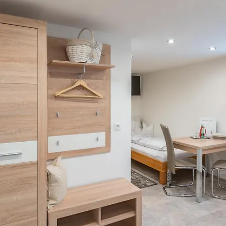 Metzler - Blick Auf Berge