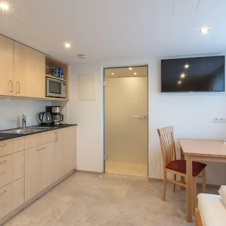 Metzler - Blick Auf Berge